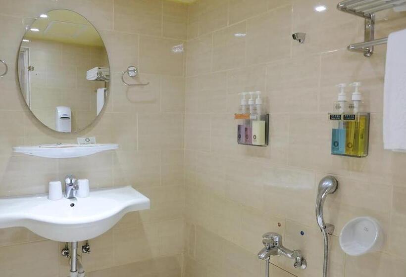 اتاق اکونومی, Kindness Hotel Wu-jia