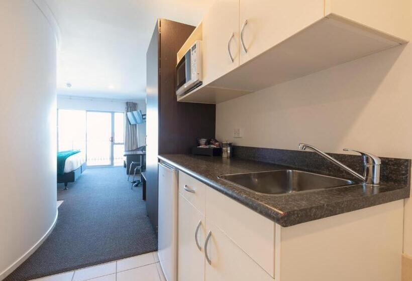 이그제큐티브 스위트, Lake Taupo Motor Inn