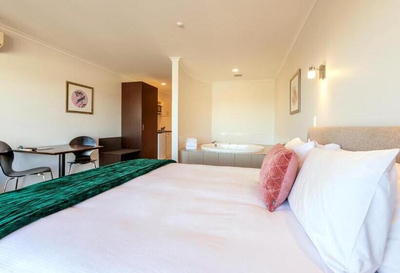Президентский Люкс, Lake Taupo Motor Inn