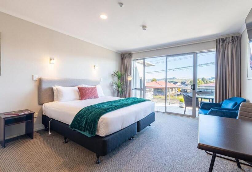 디럭스 스위트, Lake Taupo Motor Inn