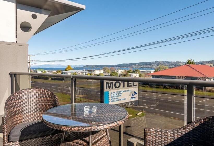 디럭스 스위트, Lake Taupo Motor Inn