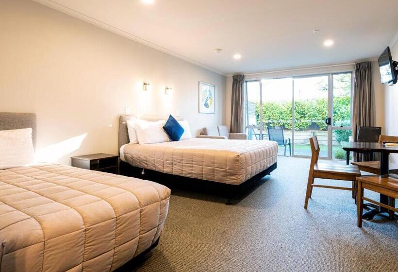 Студия Стандарт, Lake Taupo Motor Inn