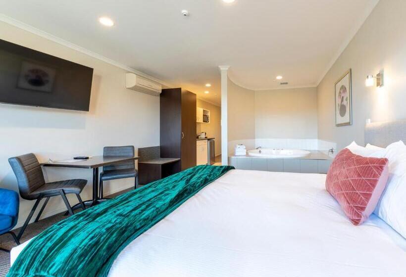 디럭스 스위트, Lake Taupo Motor Inn