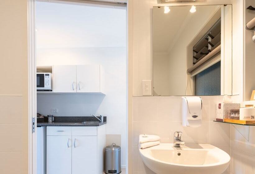 이그제큐티브 스위트, Lake Taupo Motor Inn