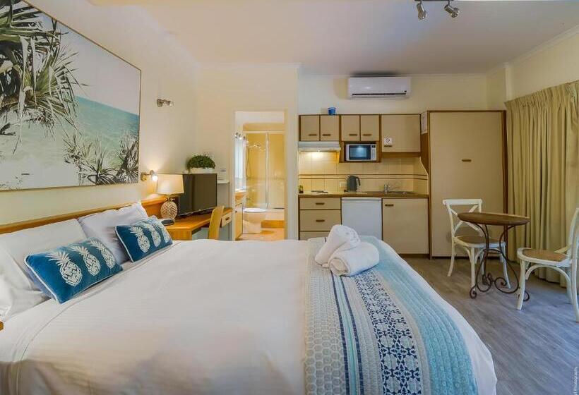 Студия Стандарт Вид на Море, Boat Harbour Studio Apartments And Villas