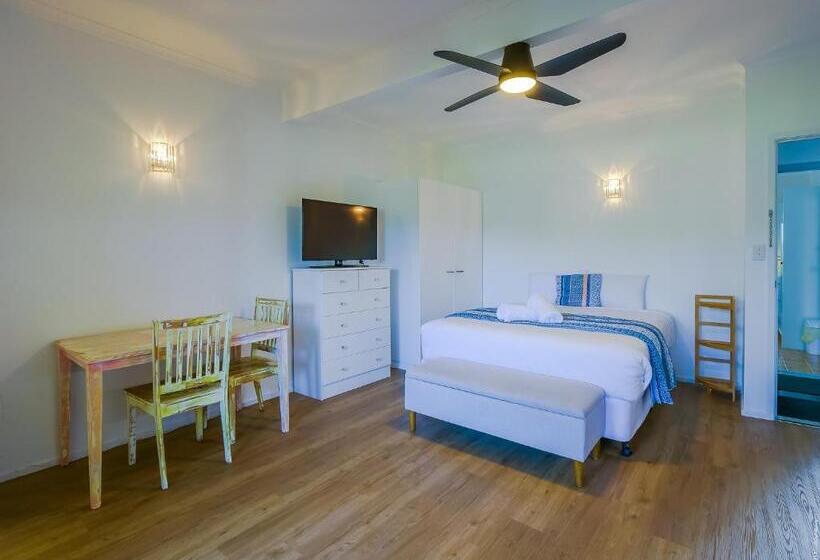 Студия Deluxe, Boat Harbour Studio Apartments And Villas