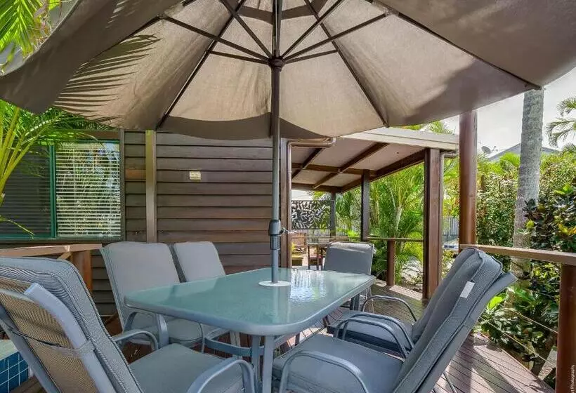 Villa 2 Makuuhuonetta, Boat Harbour Studio Apartments And Villas