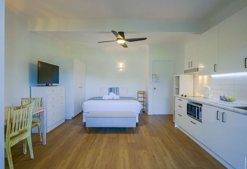 استودیوی لوکس, Boat Harbour Studio Apartments And Villas