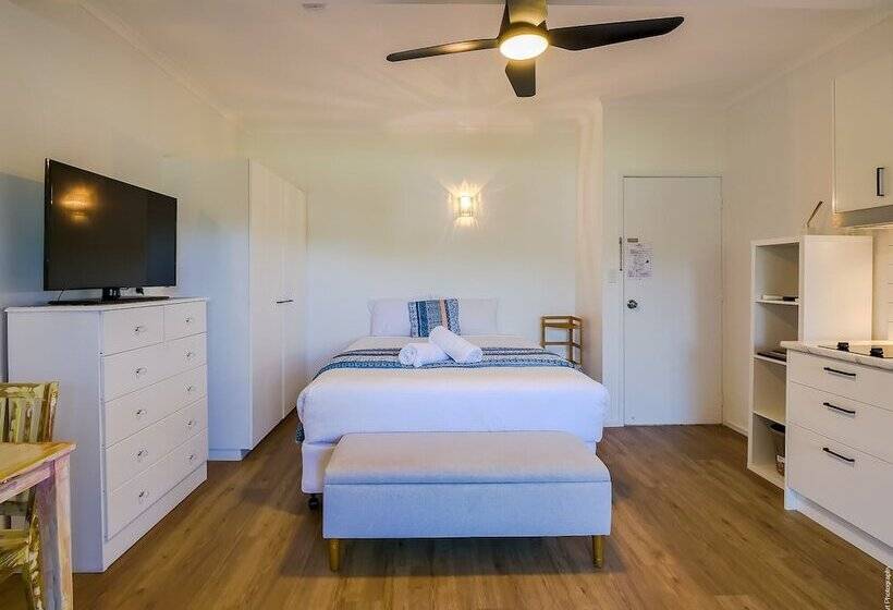 استودیوی لوکس, Boat Harbour Studio Apartments And Villas