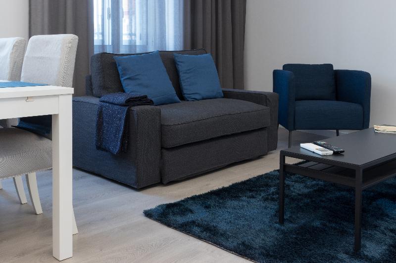 شقة غرفة واحدة, Riversuites