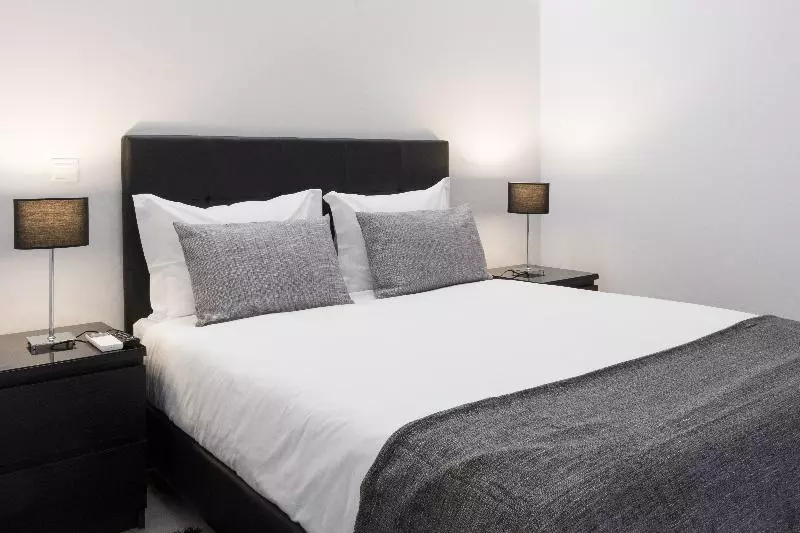 آپارتمان 1 خوابه, Riversuites