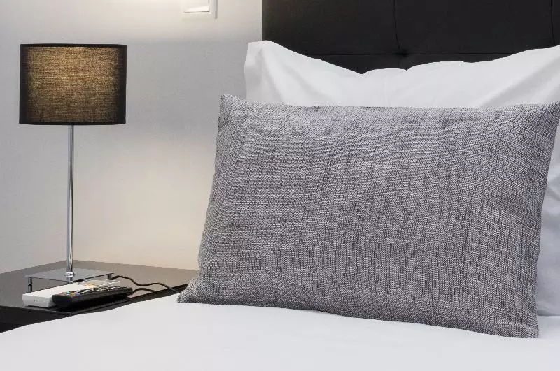 آپارتمان 1 خوابه, Riversuites