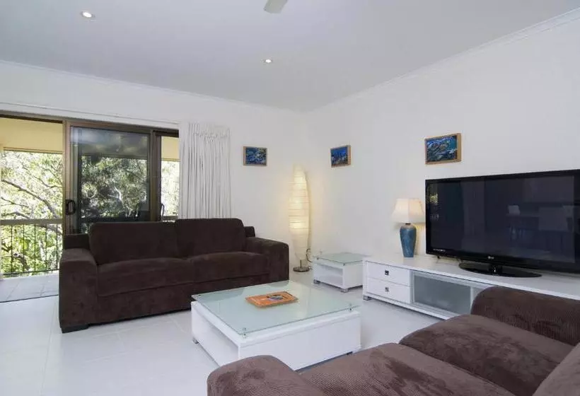 2 Bedroom Apartment with Views, Sunseeker Lodge