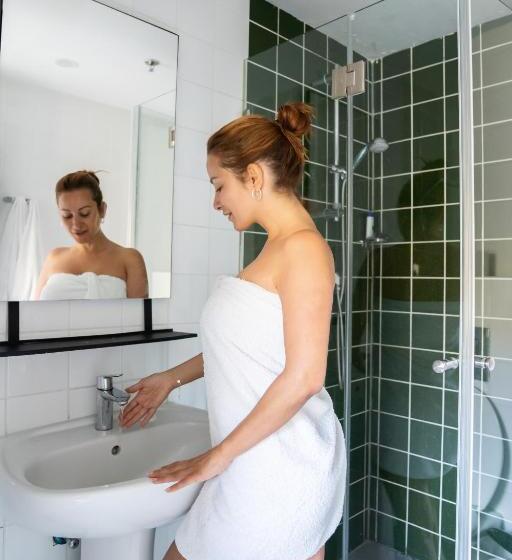 Quarto Triplo Standart, The Post Hostel Jerusalem