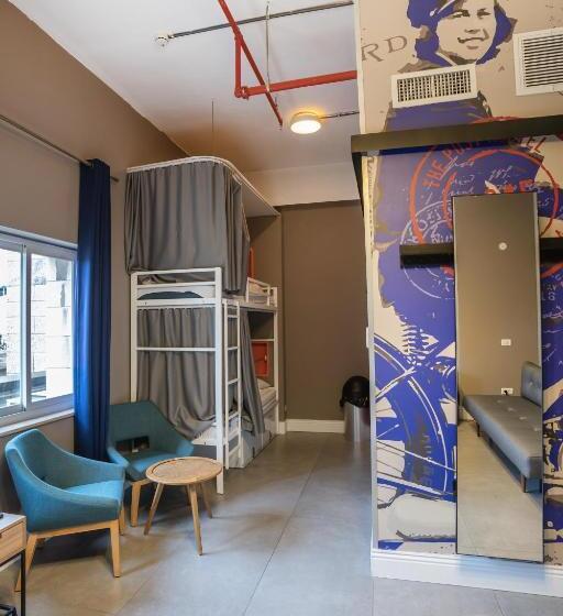 Quarto Familiar, The Post Hostel Jerusalem