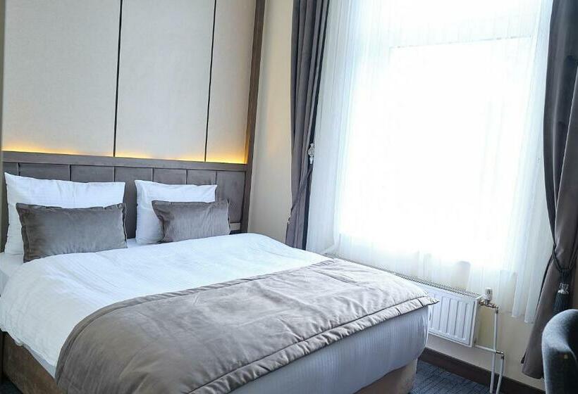 חדר סטנדרט, Münden