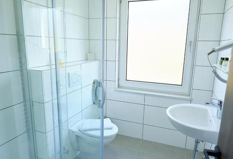 חדר סטנדרט, Münden