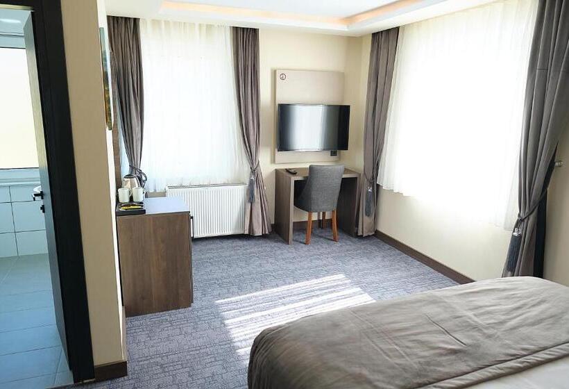 חדר סטנדרט, Münden