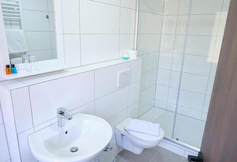 חדר סטנדרט יחיד, Münden