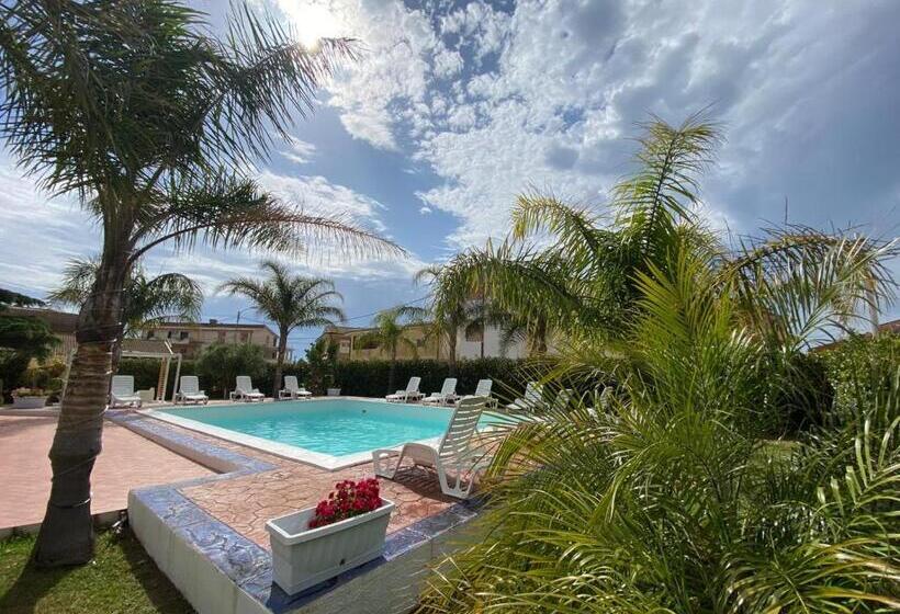 غرفة قياسية ثلاثية, Verter Home Resort