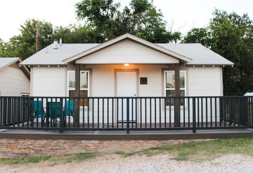 标准平房, Fox Hollow Resort