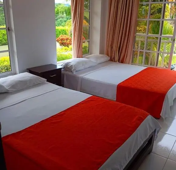 デラックスファミリールーム, Finca Hotel El Amanecer
