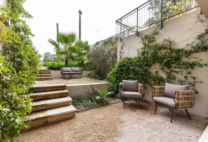 庭の見える1ベッドルームアパートメント, Villa Alexandra Luxury Apartments By Sweet Inn