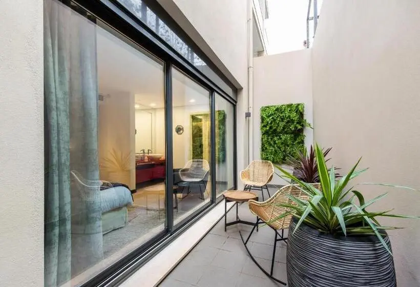 庭の見える1ベッドルームアパートメント, Villa Alexandra Luxury Apartments By Sweet Inn