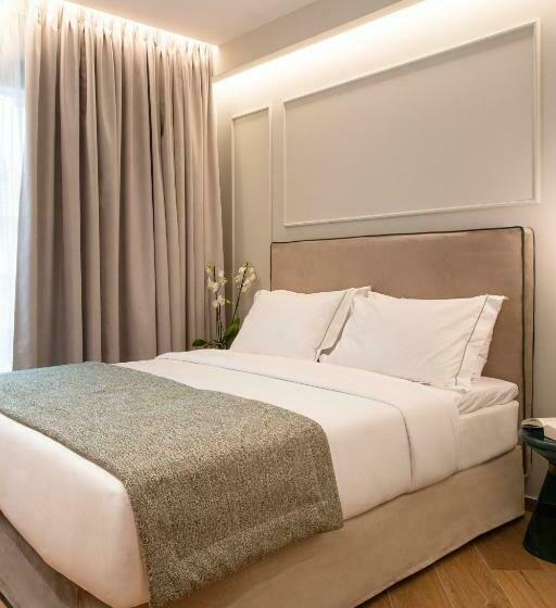 Comfort room with city view, 1910 Lifestyle