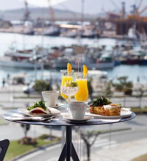 海の見えるコンフォートルーム, 1910 Lifestyle