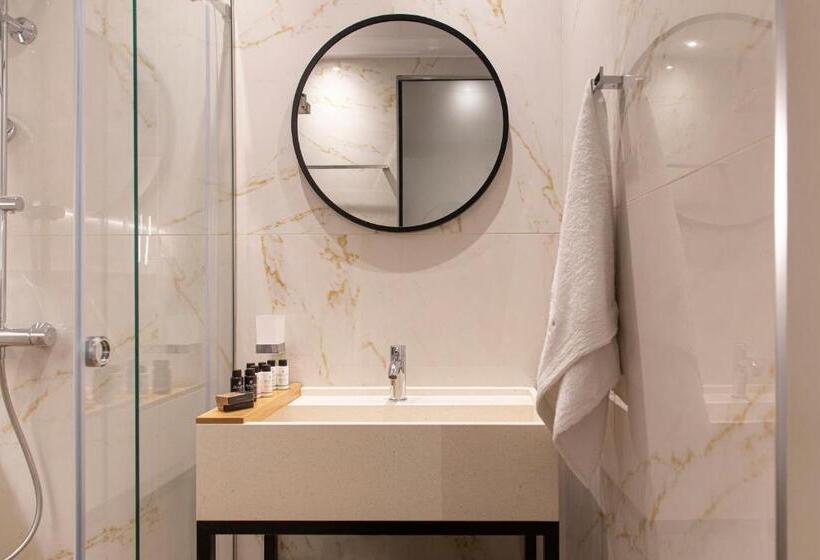 海の見えるコンフォートルーム, 1910 Lifestyle