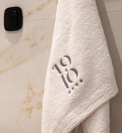 海の見えるコンフォートルーム, 1910 Lifestyle