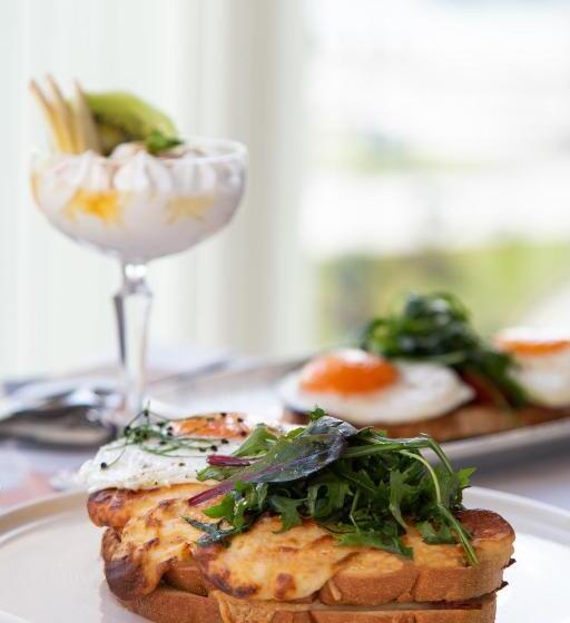 オーシャンビューデラックススイート, 1910 Lifestyle