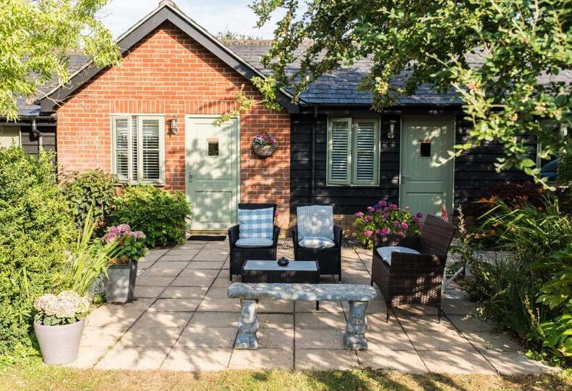 スタンダードルーム, The Foxes Den