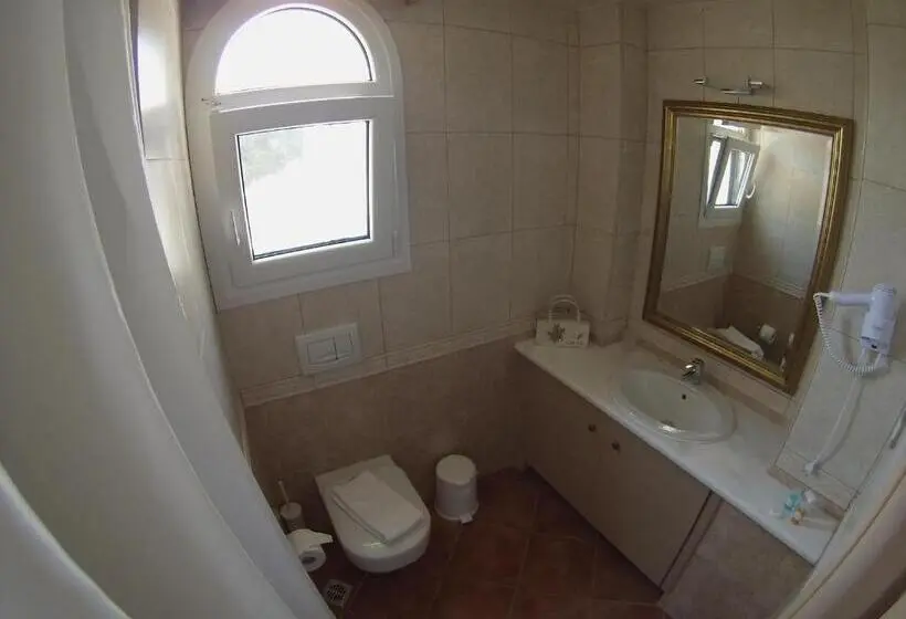 Huoneisto 1 Makuuhuone Merinäkymä, Syvota Apartments