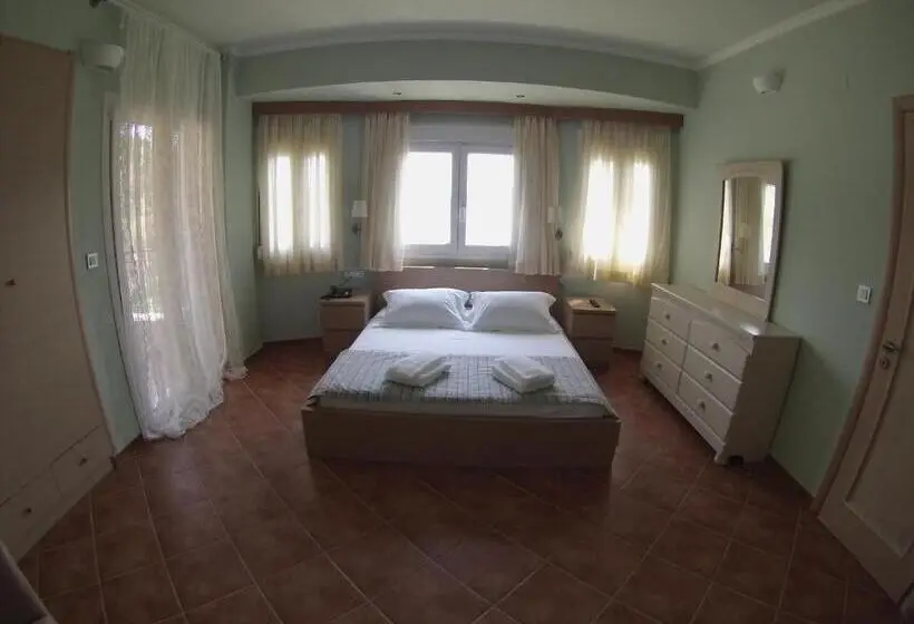 Huoneisto 1 Makuuhuone Merinäkymä, Syvota Apartments