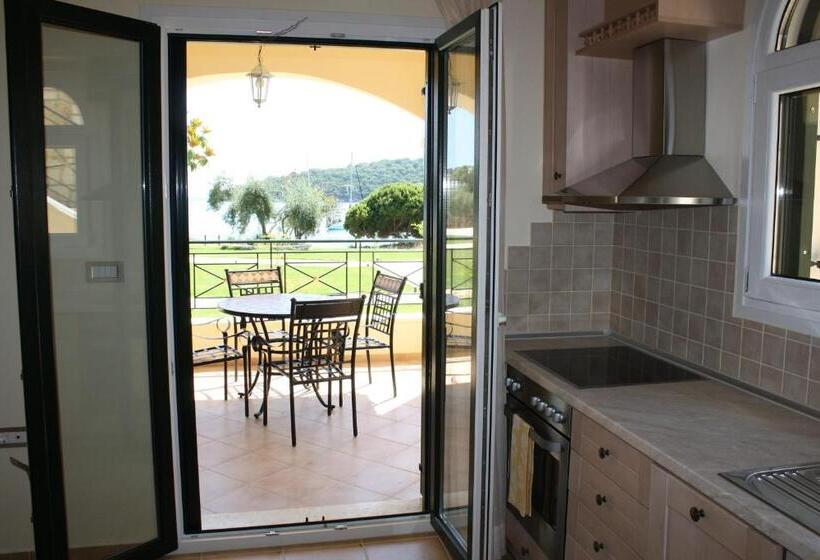 海の見える1ベッドルームアパートメント, Syvota Apartments