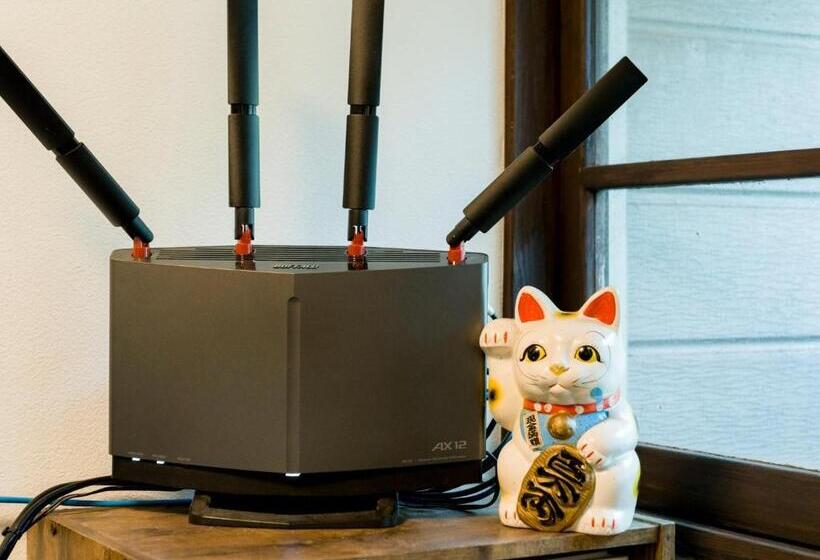 إستوديو قياسى, Yuraku Izuoshima  Hostel