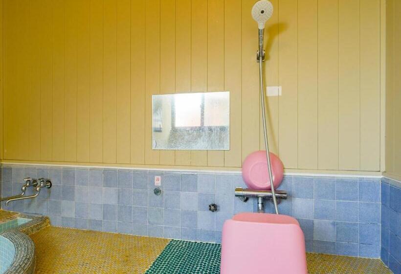 Студия Стандарт, Yuraku Izuoshima  Hostel