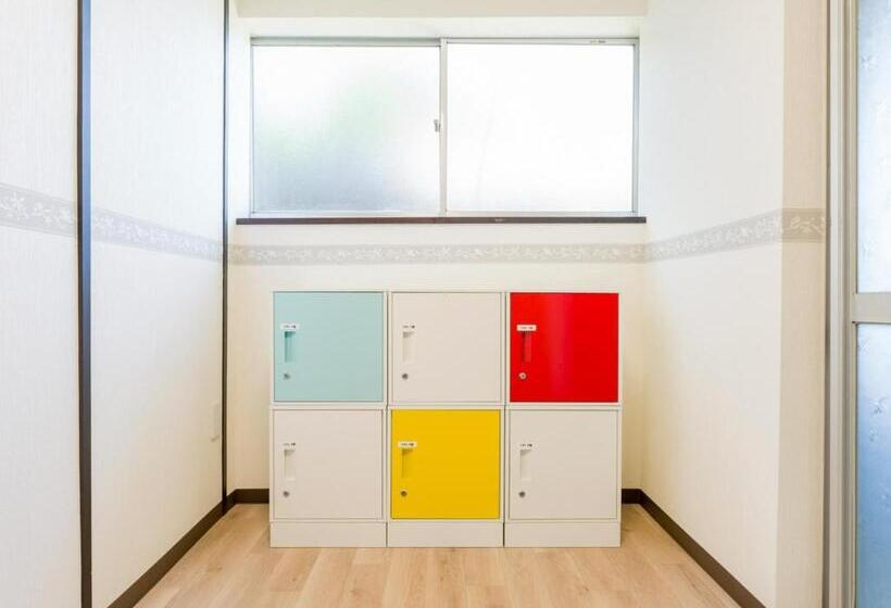 إستوديو قياسى, Yuraku Izuoshima  Hostel