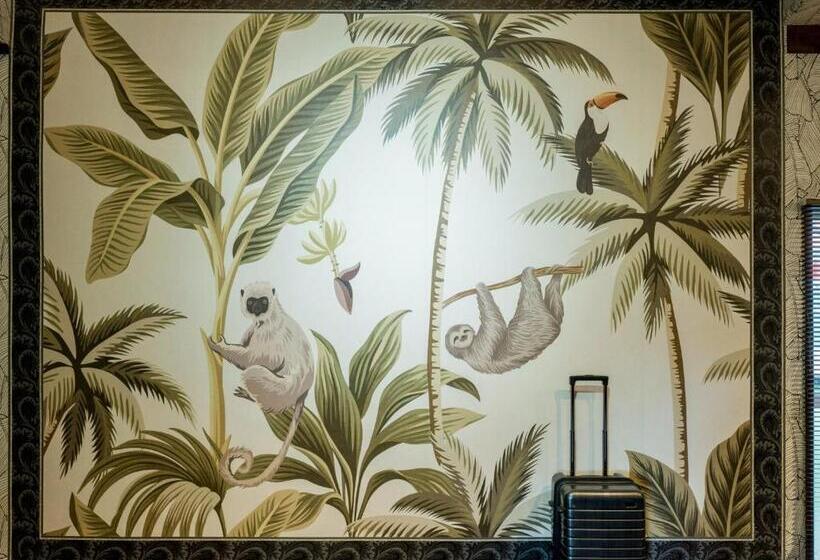 إستوديو قياسى, Yuraku Izuoshima  Hostel