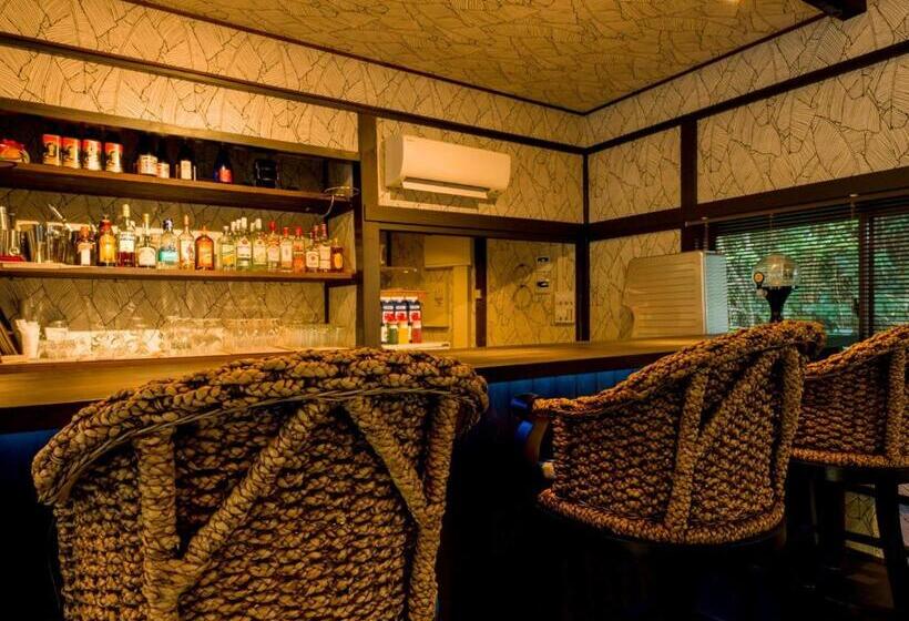 إستوديو قياسى, Yuraku Izuoshima  Hostel