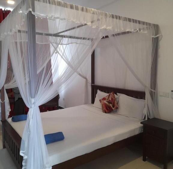 Номер Стандарт, Marine Tourist Guest House At Negombo Beach