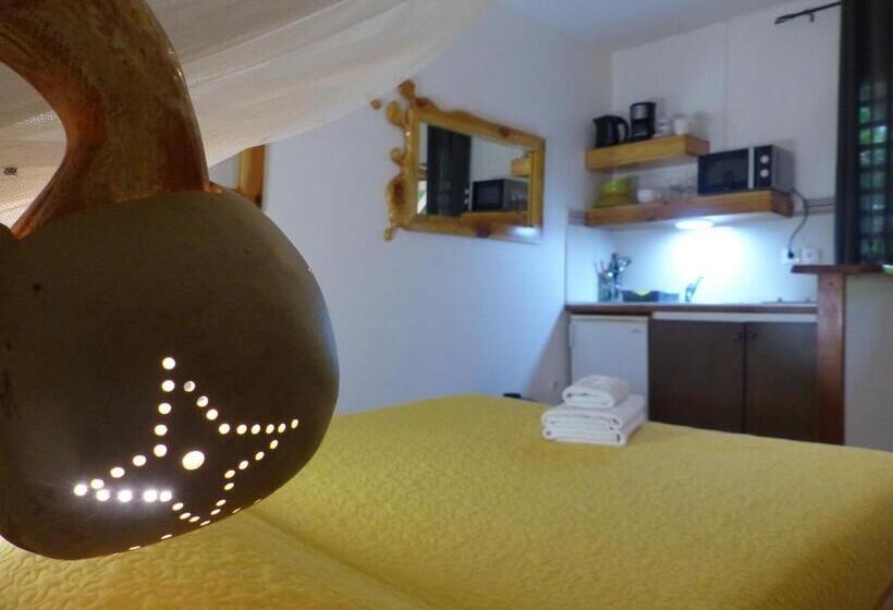 استودیو استاندارد با تراس, Gites Rose Des Vents