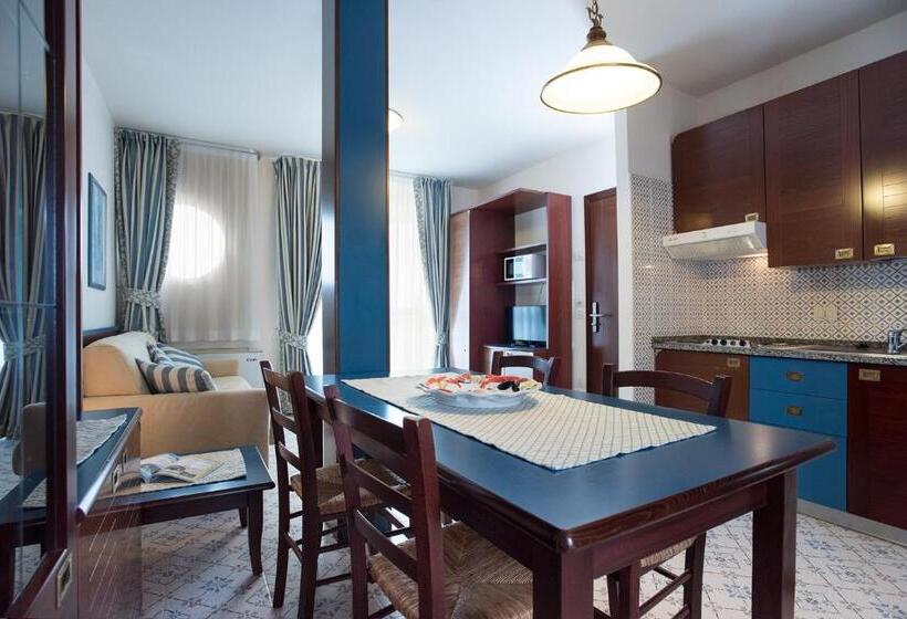 آپارتمان 2 خوابه, Aparthotel Holiday