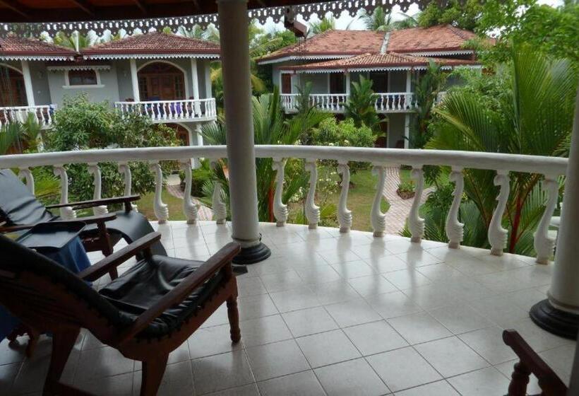 스위트, Bougainvilla