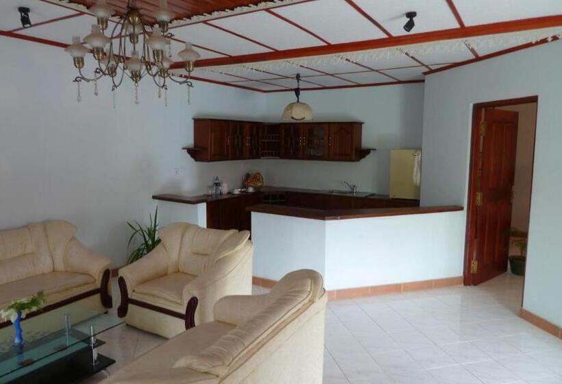 스위트, Bougainvilla