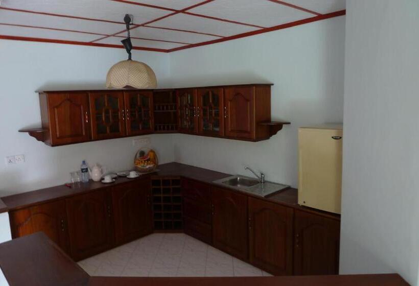 스위트, Bougainvilla