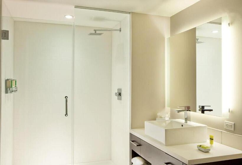 חדר סטנדרט עם מיטת קינג, Element Miami Doral