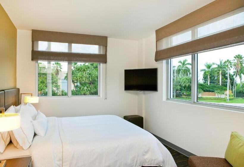 جناح سرير كينج, Element Miami Doral
